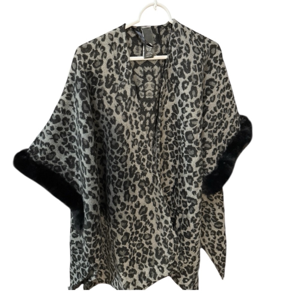 Vince Camuto Gray Leopard Print Poncho with Black Trim